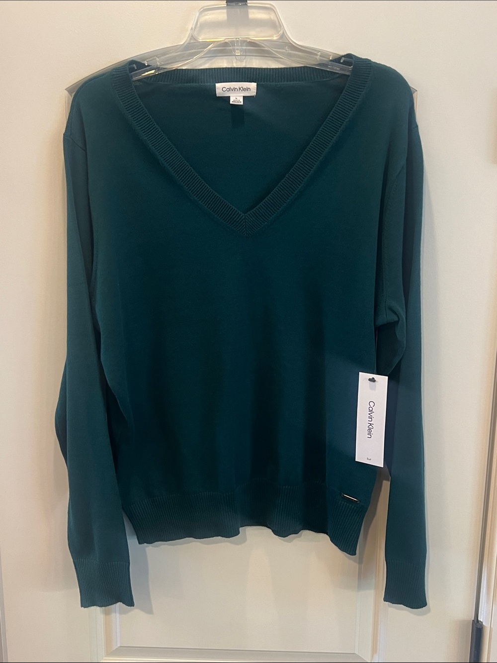 Calvin Klein Women's V-Neck Sweater in Teal Green